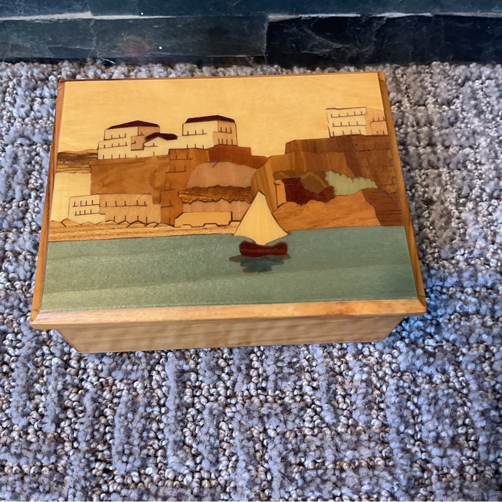 Vintage Italian wood inlay seaside scene footed trinket music box